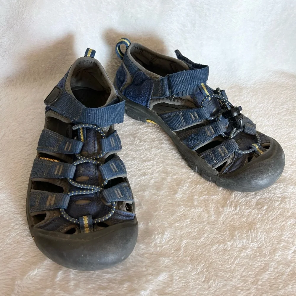 Keen Waterproof Kids Shoes, used